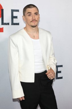LOS ANGELES, ABD - 14 Ekim 2024: Kyle Gallner 14 Ekim 2024 'te Los Angeles Parmount Tiyatrosu' ndaki Smile 2 Los Angeles galasında
