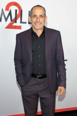 LOS ANGELES, ABD - 14 Ekim 2024: Peter Jacobson 14 Ekim 2024 'te Los Angeles Parmount Tiyatrosu' nda Smile 2 Los Angeles Prömiyeri 'nde