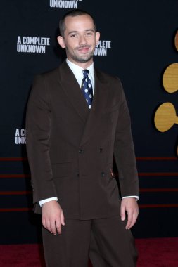SAN DIEGO, ABD - 10 Aralık 2024: Eli Brown TCL Çin Tiyatrosu IMAX 'teki A Complete Unknown Los Angeles Premiere' de 10 Aralık 2024 'te, CA