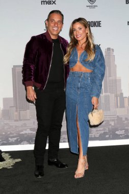 LOS ANGELES, ABD - 11 Aralık 2024: Sebastian Maniscalco, Lana Gomez Pasifik Tasarım Merkezi 'nde 11 Aralık 2024' te bahisçi sezonu 2.