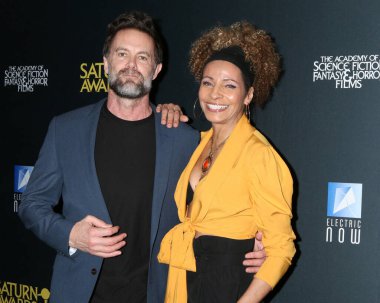 Garret Dillahunt, Michelle Hurd, Universal Hilton Hotel 'deki 2025 Saturn Ödülleri Basın Odası' nda 2 Şubat 2025, Los Angeles, CA
