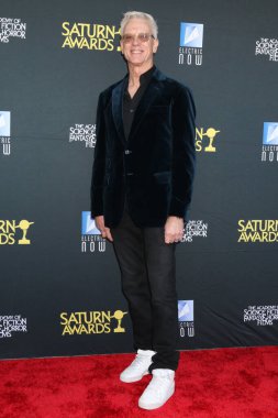 Chris Sanders, Saturn Ödülleri 'nde Universal Hilton Oteli' ne 2 Şubat 2025 'te ulaştı.