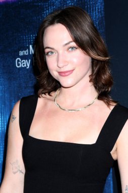 Violett Beane Culver Tiyatrosu 'ndaki Renner Premiere' de 5 Şubat 2025 'te Culver City, CA