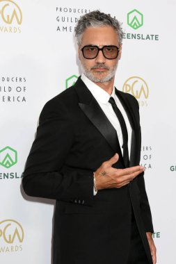 Taika Waititi, Century Plaza Hotel 'de 2025 Producers Guild Ödülleri' nde 8 Şubat 2025, Century City, CA