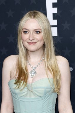 Dakota Fanning, Barker Hanger 'daki 2025 Eleştirmen Seçimi Ödülleri' nde 7 Şubat 2025 'te Santa Monica, CA