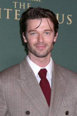Patrick Schwarzenegger, White Lotus Sezon 3 Bölüm 3 Paramount Stüdyoları 'nda 10 Şubat 2025, Los Angeles, CA