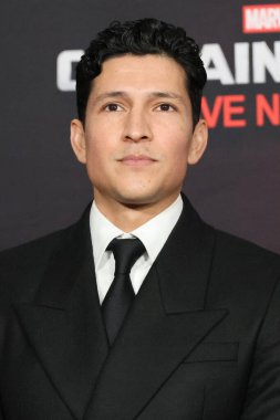 Danny Ramirez TCL Çin Tiyatrosu IMAX 'te 11 Şubat 2025' te 