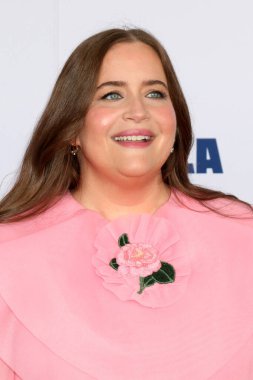 Aidy Bryant, 22 Şubat 2025 'te Santa Monica, CA' da Beach 'te düzenlenen 2025 Bağımsız Ruh Ödülleri' nde.