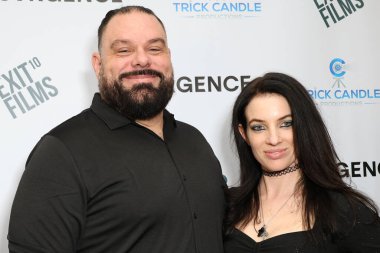 Michael Call, Amy Julia Rose 12 Kasım 2024 'te Harmony Gold Theater' daki Gömme Gecesi 'nde.