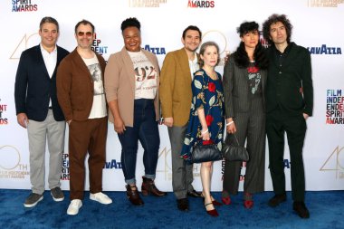 2025 'teki Üç Kızı Bağımsız Ruh Ödülleri' nde 22 Şubat 2025 'te Santa Monica, CA