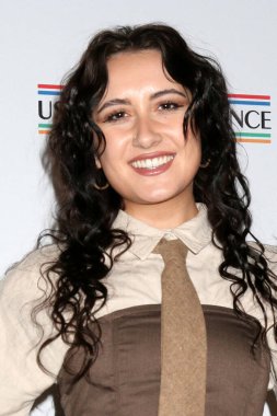 Lenii, 27 Şubat 2025 'te Ebell' de düzenlenen 19. Oscar Wilde Ödülleri 'nde Los Angeles, CA