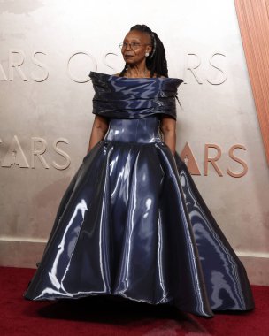 Whoopi Goldberg, Dolby Tiyatrosu 'ndaki 97. Yıllık Akademi Ödülleri' nde 2 Mart 2025 'te, Los Angeles, CA