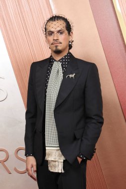 Omar Apollo, Dolby Tiyatrosu 'ndaki 97. Yıllık Akademi Ödülleri' nde 2 Mart 2025, Los Angeles, CA