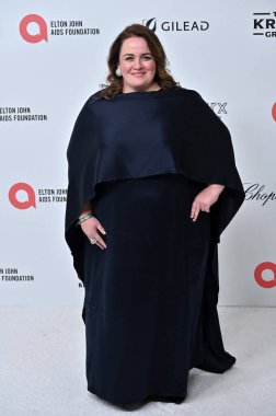 Jessica Gunning, West Hollywod Park 'taki Elton John Akademi Ödülleri İzleme Partisi' nde 2 Mart 2025 'te W Hollywood, CA