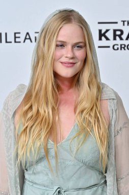 Belle Kingston Aykroyd, Batı Hollywood Parkı 'ndaki Elton John Akademi Ödülleri İzleme Partisi' nde 2 Mart 2025, W Hollywood, CA