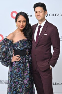 Shelby Rabara, Harry Shum Jr. Elton John Akademi Ödülleri İzleme Partisi 'nde 2 Mart 2025' te W Hollywood, CA