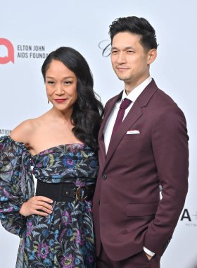 Shelby Rabara, Harry Shum Jr. Elton John Akademi Ödülleri İzleme Partisi 'nde 2 Mart 2025' te W Hollywood, CA