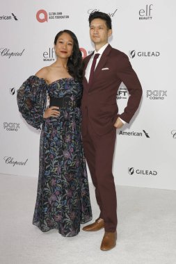 Shelby Rabara, Harry Shum Jr. Elton John Akademi Ödülleri İzleme Partisi 'nde 2 Mart 2025' te W Hollywood, CA