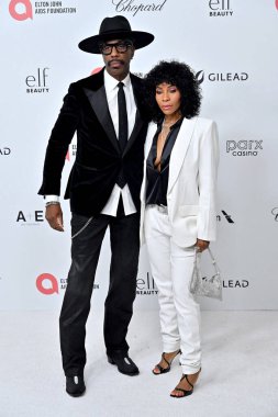 J. B. Smoove, Shahidah Omar, Batı Hollywood Park 'ta Elton John Akademi Ödülleri İzleme Partisi' nde 2 Mart 2025 'te W Hollywood, CA