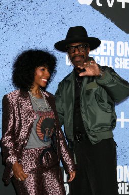 Shah, JB Smoove 12 Mart 2025 'te Los Angeles' ta TCL Çin Tiyatrosu 'ndaki Call Sheet Belgesel Prömiyeri' nde bir numarada.