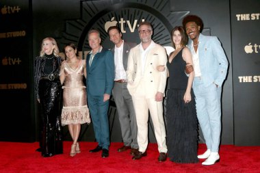 Catherine OHara, Chase Sui Wonders, Bryan Cranston, Ike Barinholtz, Seth Rogen, Kathryn Hahn, Dewayne Perkins Akademi Film Müzesi 'ndeki The Studio Premiere Screening' de 24 Mart 2025 'te Los Angeles, CA