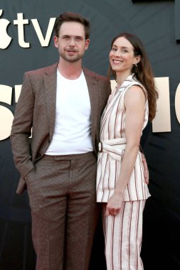 Patrick J. Adams, Troian Bellisario Akademi Sinema Müzesi 'ndeki The Studio Premiere Screening' de 24 Mart 2025, Los Angeles, CA