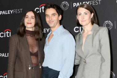 Lucia Aniello, Paul W. Downs, Jen Statsky PaleyFEST 2025 - Dolby Tiyatrosu 'nda Hack' ler 28 Mart 2025, Los Angeles, CA
