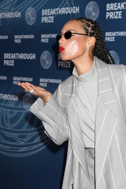 Alicia Keys, Barker Hanger 'da 6 Nisan 2025' te 11. Buluş Ödülleri 'nde Santa Monica, CA