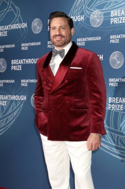 Edgar Ramirez Barker Hanger 'da 11. Buluş Ödülleri' nde 6 Nisan 2025 'te Santa Monica, CA