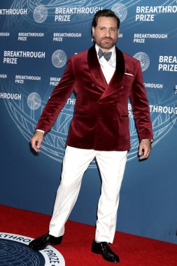 Edgar Ramirez Barker Hanger 'da 11. Buluş Ödülleri' nde 6 Nisan 2025 'te Santa Monica, CA