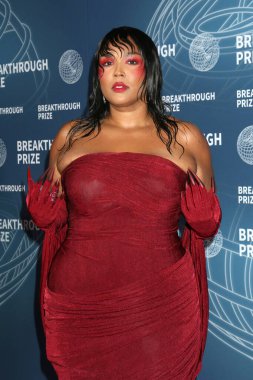 Lizzo, Barker Hanger 'da 11. Buluş Ödülleri' nde 6 Nisan 2025 'te Santa Monica, CA