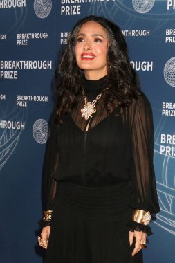  Salma Hayek, Barker Hanger 'da 6 Nisan 2025' te 11. Buluş Ödülleri 'nde Santa Monica, CA