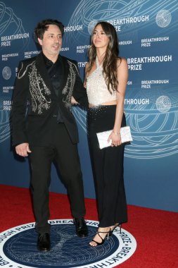 Sergey Brin, Gerelyn Soto Barker Hanger 'da 6 Nisan 2025' te 11.