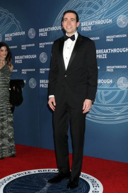 Andrew Ross Sorkin Barker Hanger 'da 11. Buluş Ödülleri' nde 5 Nisan 2025 'te Santa Monica, CA