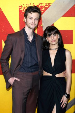 Jack Quaid, Claudia Doumit 