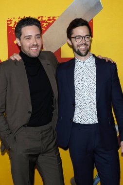 Robert Olsen, Dan Berk 