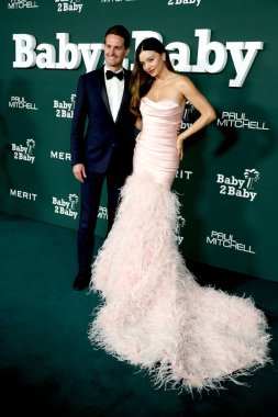 Evan Spiegel, Miranda Kerr Pasifik Tasarım Merkezi 2024 Bebek Galasında 9 Kasım 2024 'te Los Angeles, CA