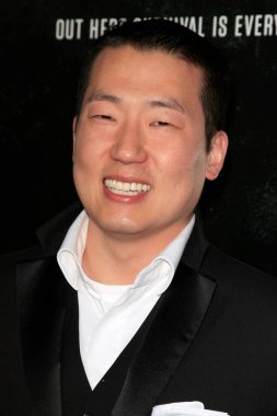 John Patrick Barry, 30 Eylül 2013 'te Beverly Hills, CA' de Sinema Sanatları ve Bilimleri Akademisi 'nde Kaptan Phillips Premiere' de.