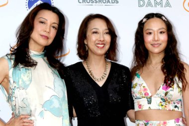 Ming-Na Wen, Maurissa Tancharoen, Krista Marie Yu Lupus LA 'de 27 Nisan 2025' te Vibiana 'da