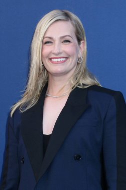 Beth Behrs CBS Festivali 2025 Paramount Stüdyoları 'nda 7 Mayıs 2025, Los Angeles, CA