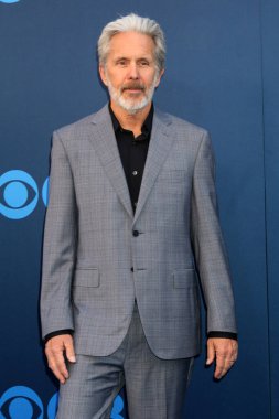 Gary Cole, CBS Festivali 2025 Paramount Stüdyoları 'nda 7 Mayıs 2025, Los Angeles, CA