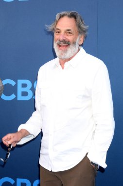 Ken Olin, CBS Festivali 2025 Paramount Stüdyoları 'nda 7 Mayıs 2025, Los Angeles, CA