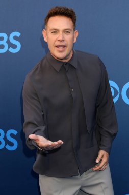 Kevin Alejandro CBS Festivali 2025 Paramount Stüdyoları 'nda 7 Mayıs 2025, Los Angeles, CA