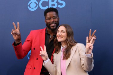 Nate Burleson, Drew Barrymore CBS Festivali 2025 Paramount Stüdyoları 'nda 7 Mayıs 2025, Los Angeles, CA