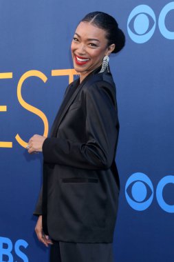Sonequa Martin-Green, CBS Festivali 2025 Paramount Stüdyoları 'nda 7 Mayıs 2025, Los Angeles, CA