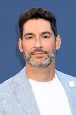 Tom Ellis, CBS Festivali 2025 Paramount Stüdyoları 'nda 7 Mayıs 2025, Los Angeles, CA