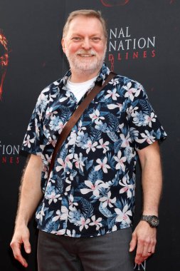 Alex Zahara, 12 Mayıs 2025 'te Los Angeles' taki TCL Çin Tiyatrosu 'nun Dünya Premiere' inde son durak olan Bloodlines 'da.