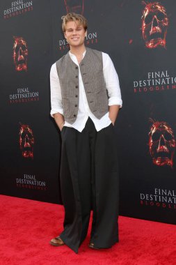 Kaitlyn Santa Juana, Son Durak Kan Hattında 12 Mayıs 2025 'te TCL Çin Tiyatrosu IMAX' ta dünya prömiyeri.