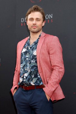 Max Lloyd-Jones, 12 Mayıs 2025 'te Los Angeles' taki TCL Çin Tiyatrosu 'nda Bloodlines World Premiere' da.