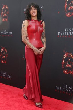 Noor Dabash, 12 Mayıs 2025 'te Los Angeles' ta TCL Çin Tiyatrosu 'nda Bloodlines World Premiere' da.